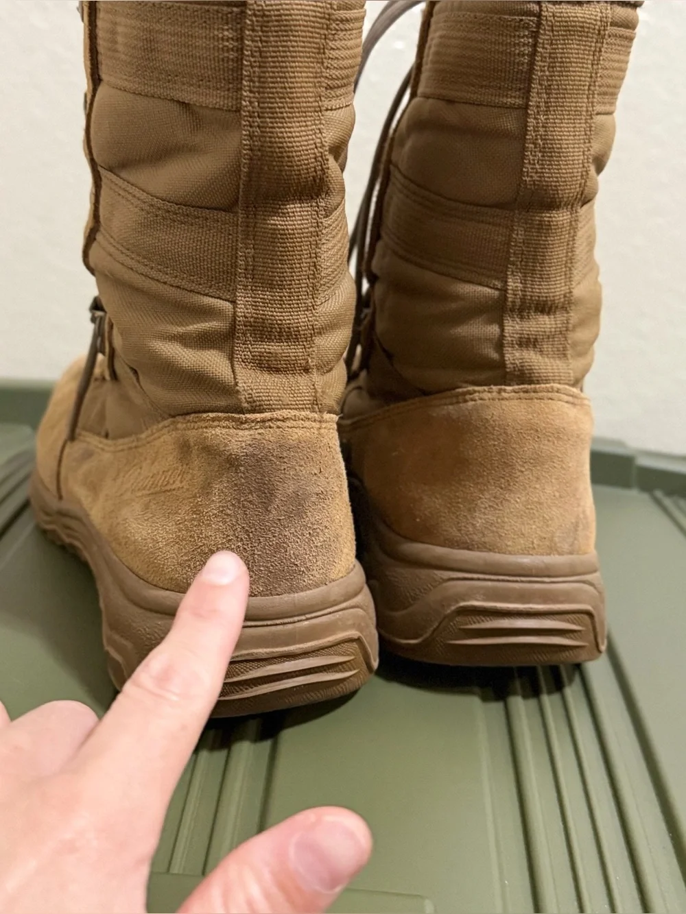 Danner Reckoning 8 Coyote Hot EGA Military Combat Boots Suede Men 7 EE Wide 5322